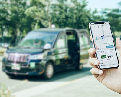 スムーズなアプリ決済で、 タクシー乗車体験をより快適に